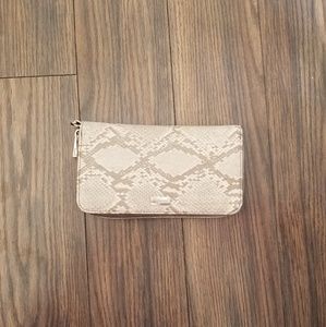 Thirty-One wallet!